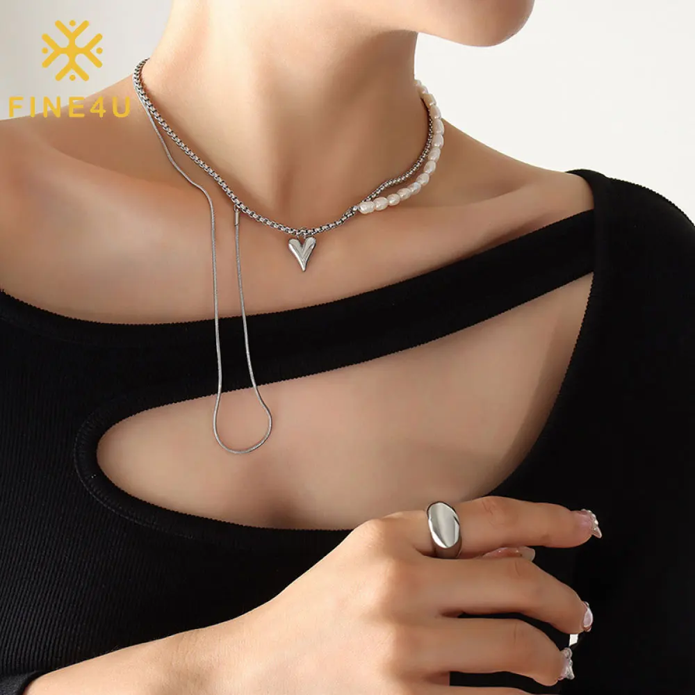 

Fashion Stainless Steel Double Layer Splicing Chain Heart Pendant Natural Freshwater Pearl Necklace For Women