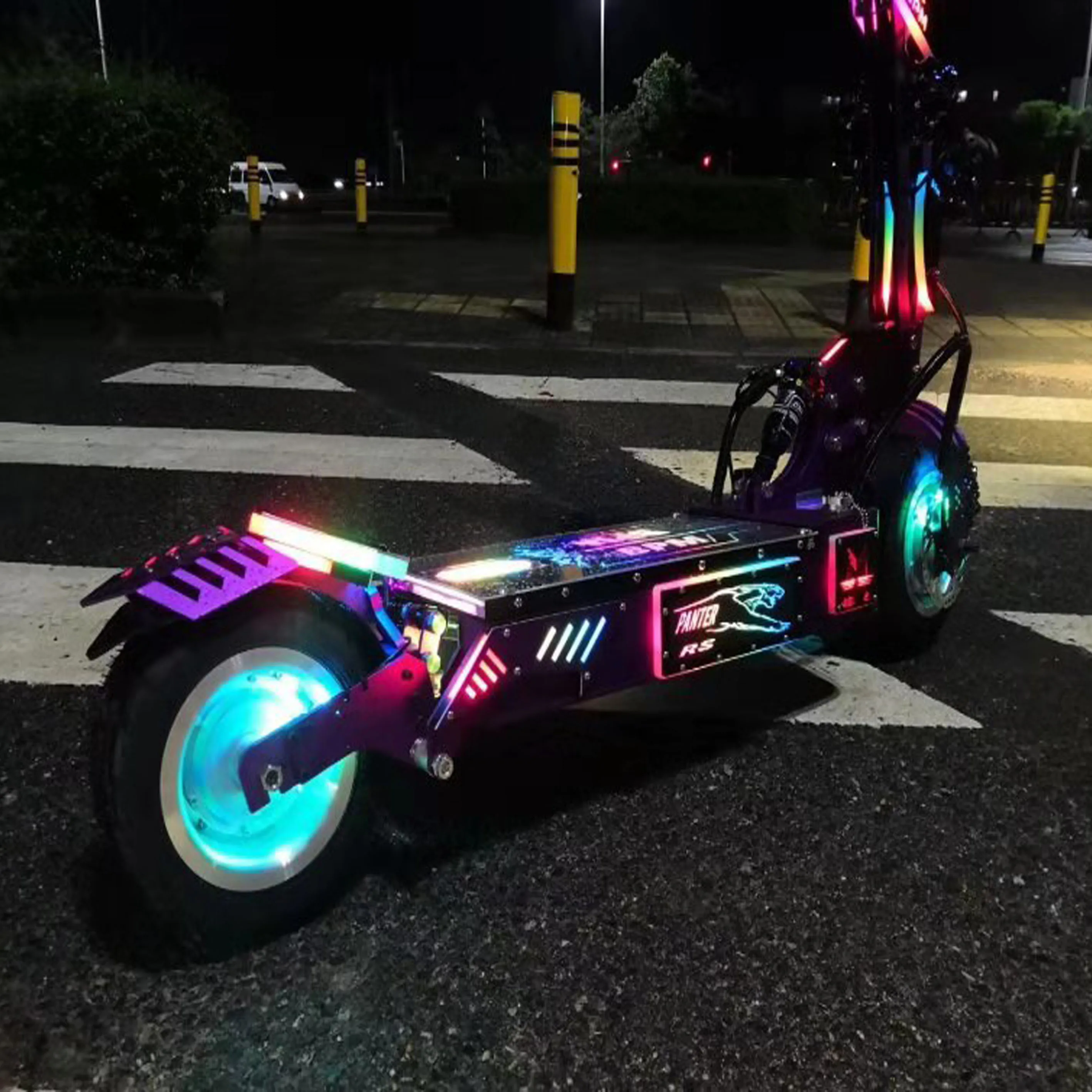 Train shipping KWHEEL CUSTOMISED SCOOTER led deck 60V 35Ah electric scooter