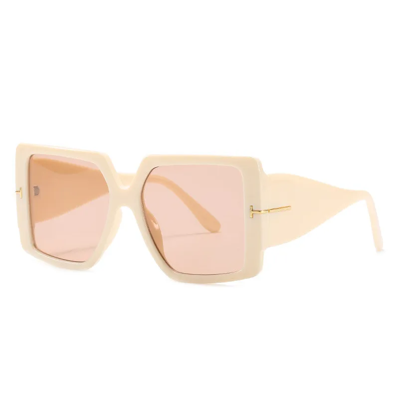 

Girls Big Frame Custom Logo Pink China Wholesale Sunglasses Ladies
