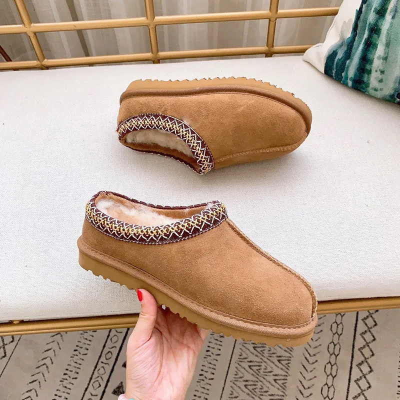 

2020 cow leather wholesale flat indoor/outdoor warm winter Women's Tasman Slippers