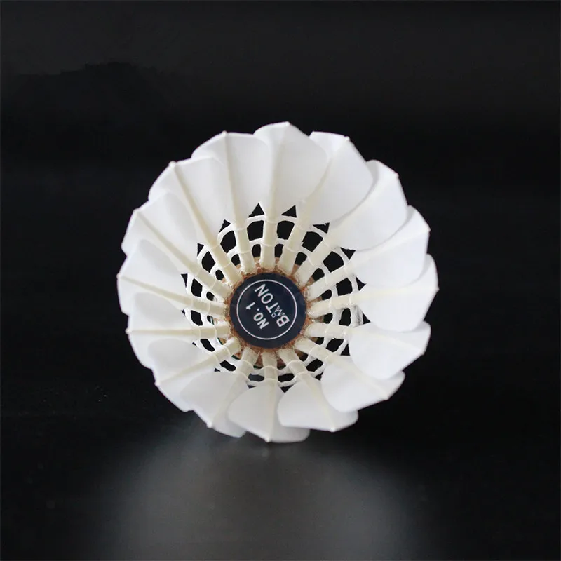 
Factory Supply Super Grade Goose Feather Baton Master equalievent AS50 Badminton Shuttlecock 
