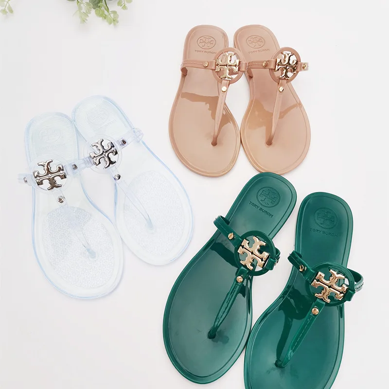 

2021 Summer new trendy PVC jelly ladies sandals metal buckle flat flip flops plus size beach slippers outdoor chic women shoes, Fifteen colors or customized