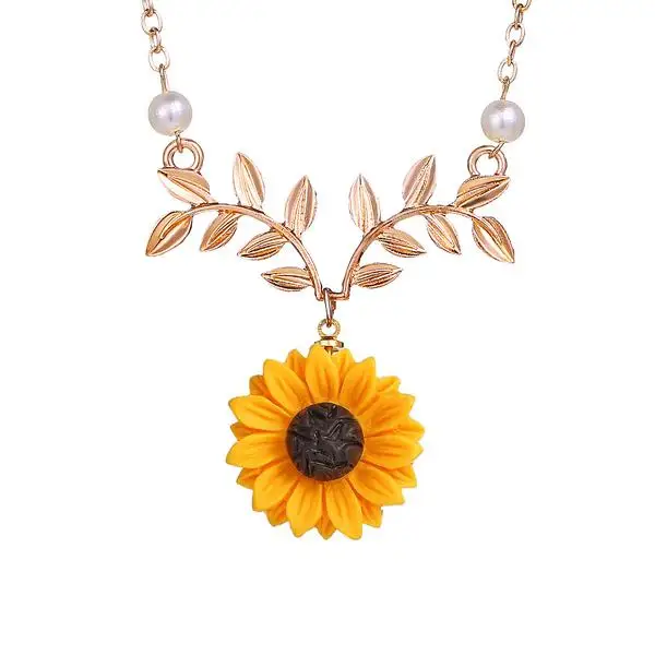 Fashion Creative Gold Alloy Resin Pearl Plastic Sunflower Necklace With Leaves Temperament Sunflower Pendant