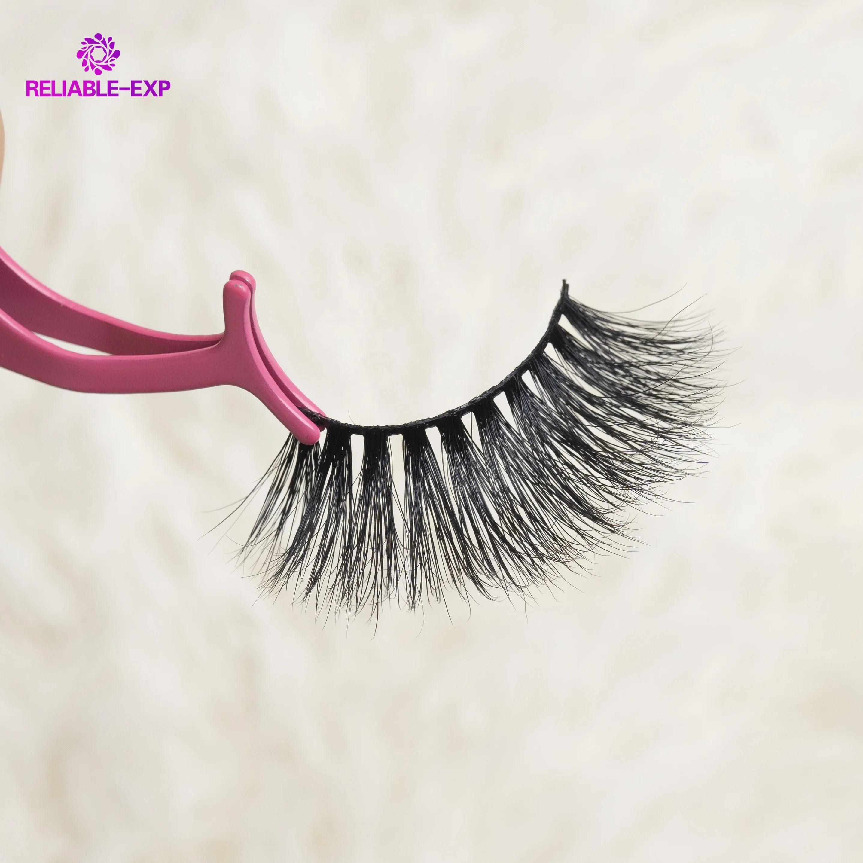 

LXPLUS-15 New year discount Wholesale Mink Eyelashes Hand Made 5D Mink Lashes