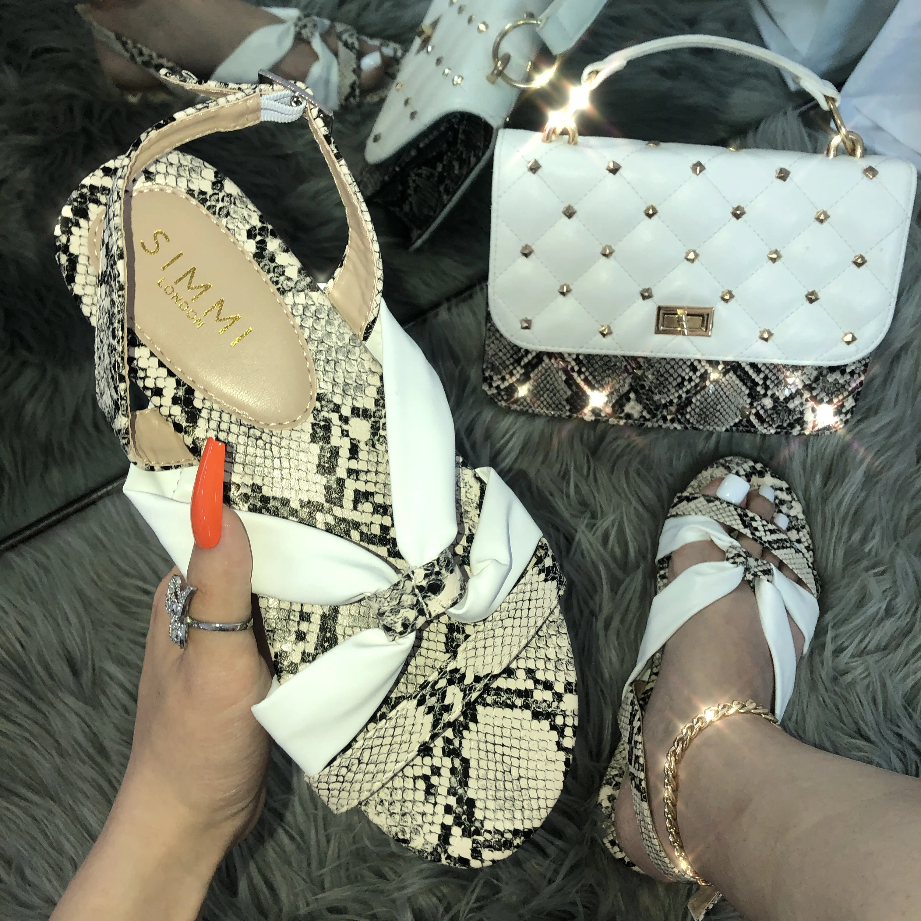 

2022 Boutiques dropshipping High Quality OUTDOOR Ladies Sandals Summer Beach Shoes Women's bags with Slides ladies slippers, Rich models can choose