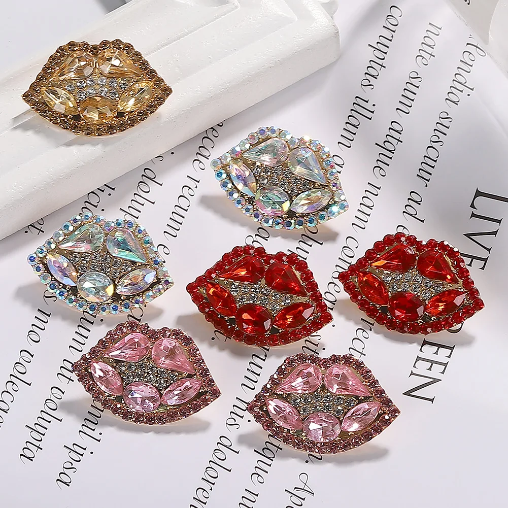 

New Design Creative Luxury Sexy Colored CZ Crystal Rhinestone mouth Lip Shape Stud Earrings for Women Girls, Gold