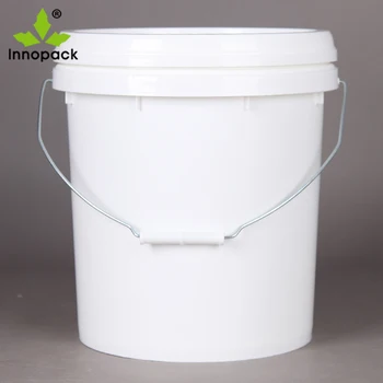 round plastic pails