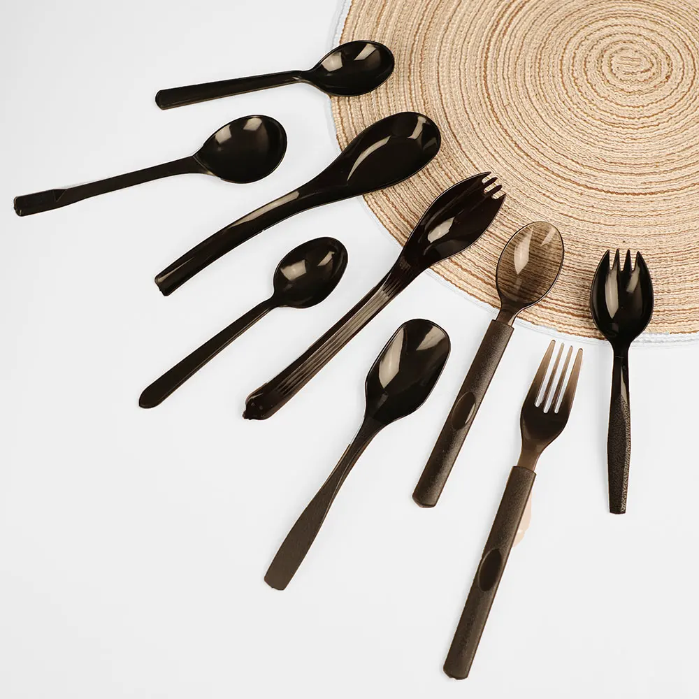 Use And Throw Disposable Plastic Spoon And Fork / Manufacturer Ice