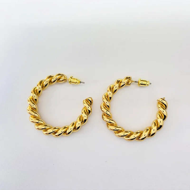 

18K Gold Plated Copper Twisted Rope Round Rose Gold Hoop Earrings Jewelry for Women Gifts 2021, Gold,rose gold