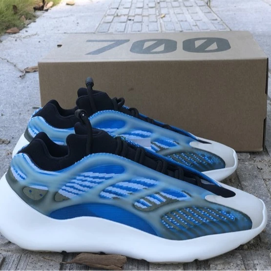 

Ready To Ship 2021 Original Quality Yeezys Black Orange Green Men Women Casual Fashion Sneaker Yeezys 700 Sports Running Shoes
