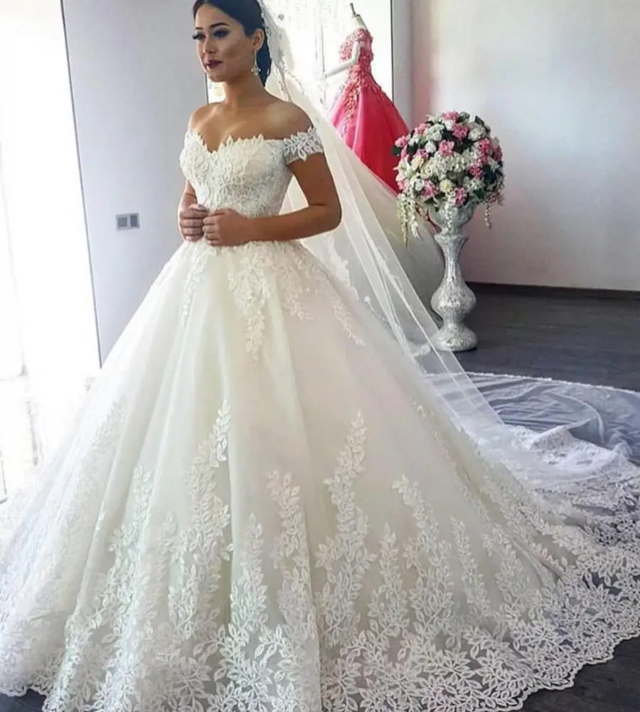 

Customize 2019 Princess Cap sleeve Pure white ivory Wedding Dress Ball Gown Off Shoulder Applique Lace Bride Dress Bridal Gown, Ivory lace bridal wedding dress