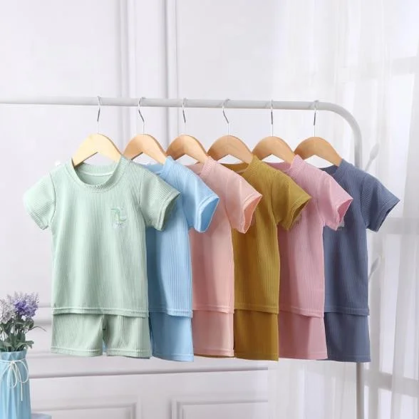 

2021 Summer Low MOQ Baby 2 Piece Outfits Ribbed shirts and Shorts Set
