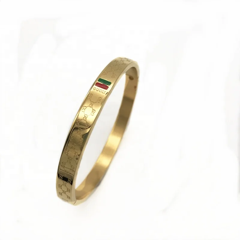 

Stylish Decorative pattern Korean Stainless steel plating 18K Gold Bracelet For Ladies, Golden primary colors