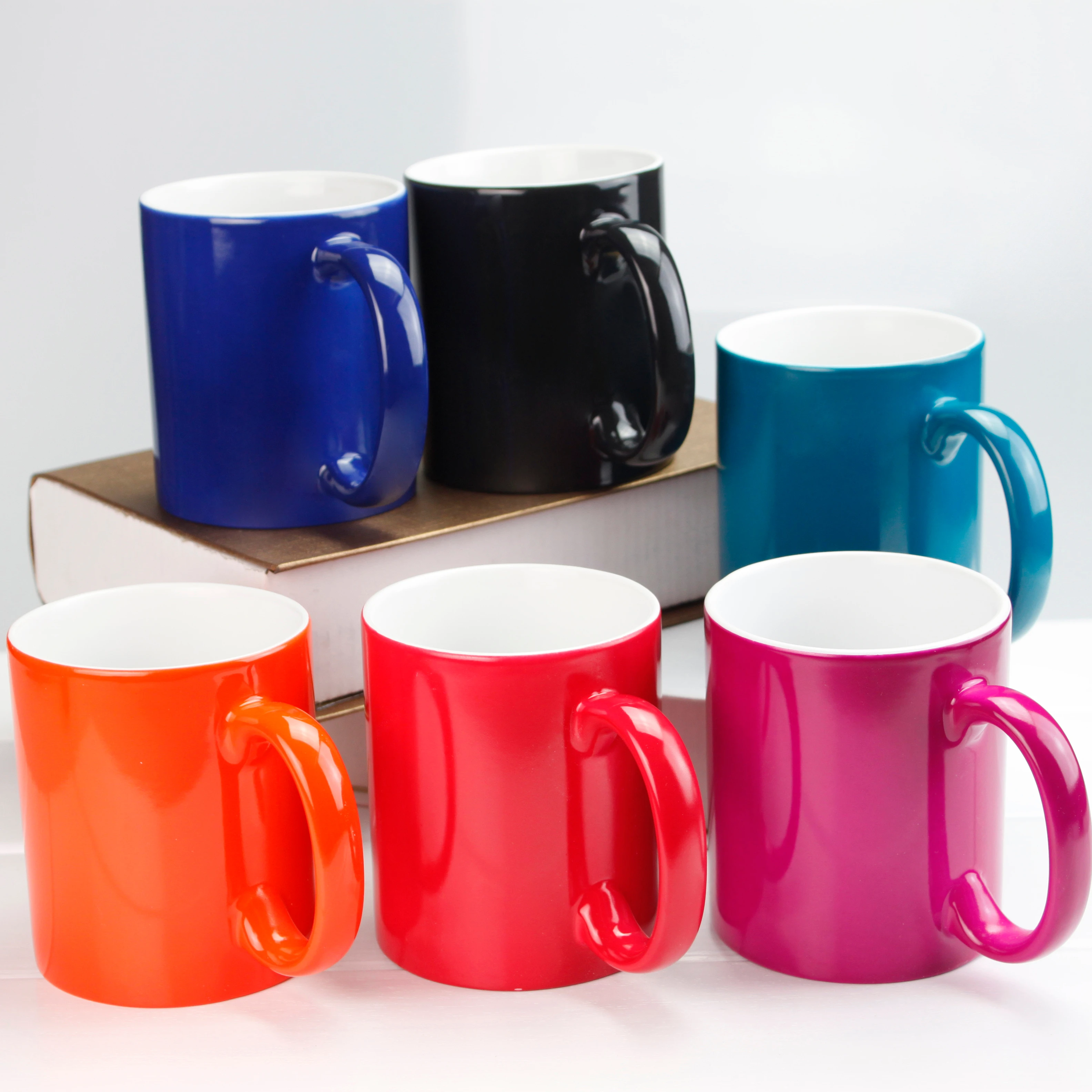 

Color Changing Mug Bright Sublimation Ceramic Coffee Cup Mugs Wholesale Promotional Fashion 11oz Capacity Mug Fabric, Black/blue/red