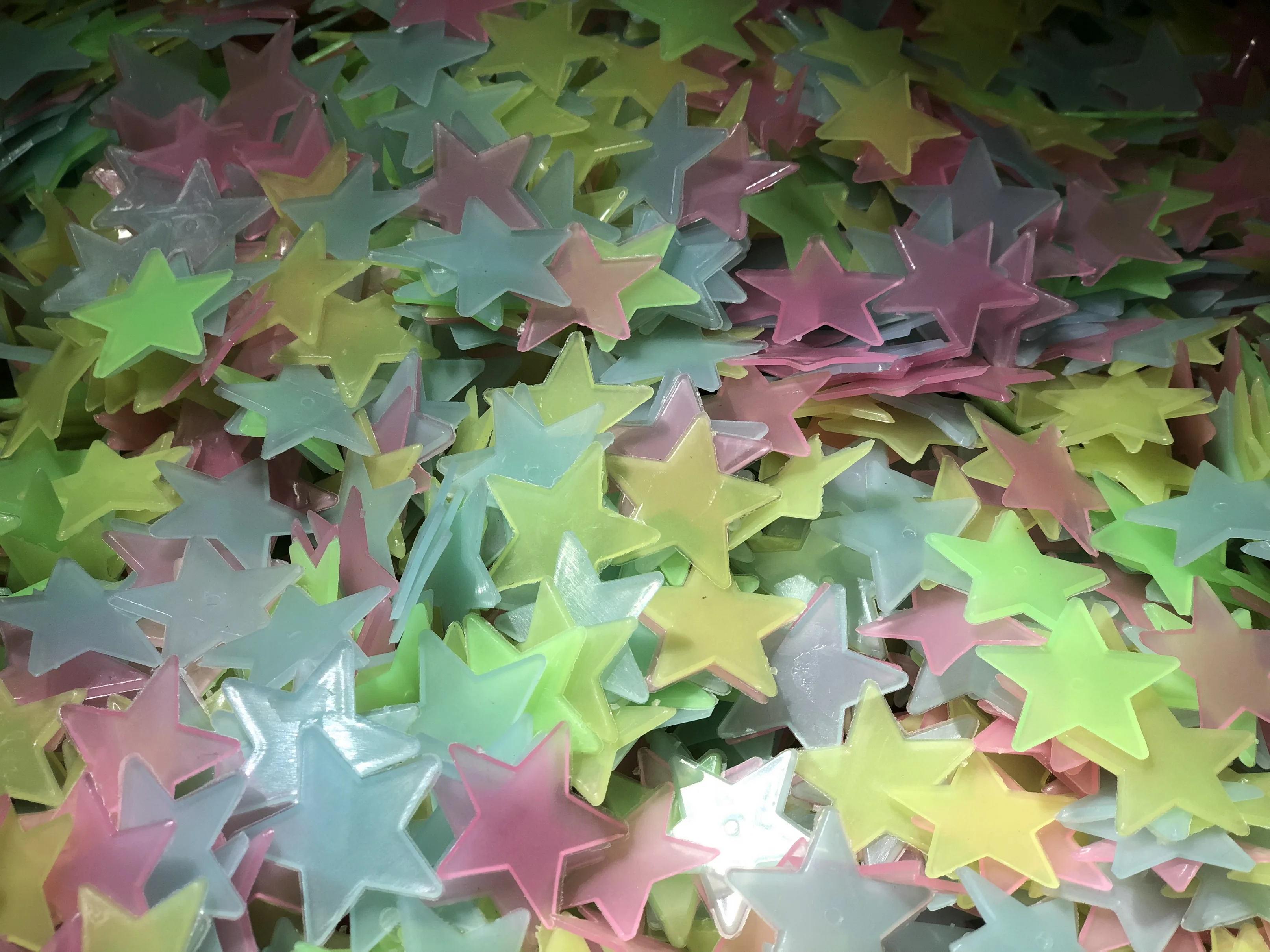 
YIYAO 100pc/opp Bag Cheap fluorescent star night 3D led glow sticker in the dark 