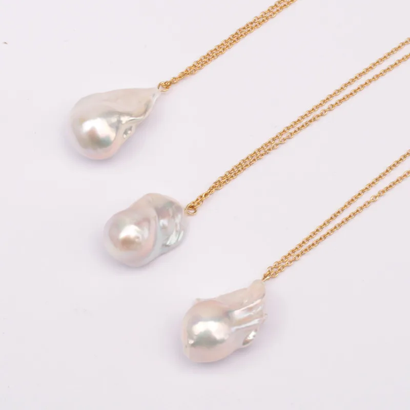 

Single  natural white fresh water large baroque pearl pendant choker necklace