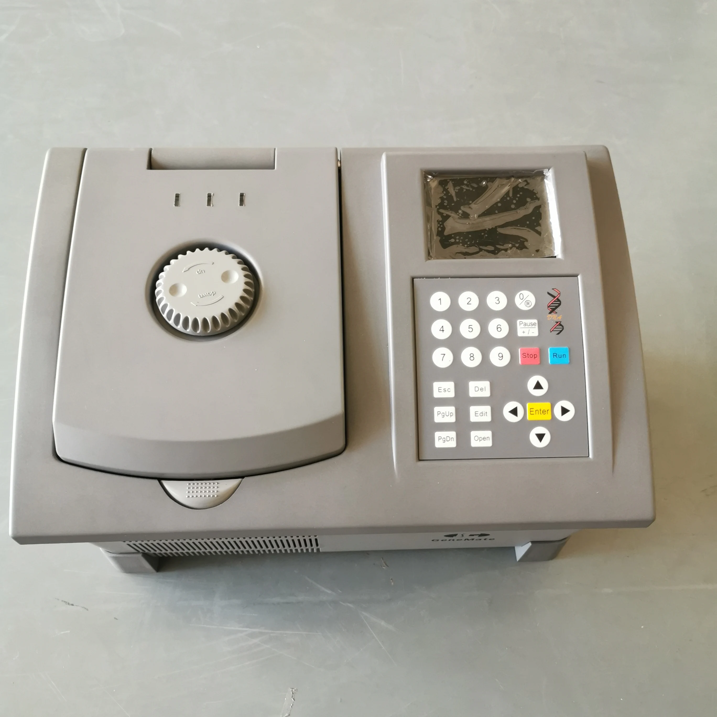 Nade Clinical Analytical Instrument Smart Gradient PCR (Thermal Cycler PCR ) B960C 96x0.2mL+77x0.5ml(C)