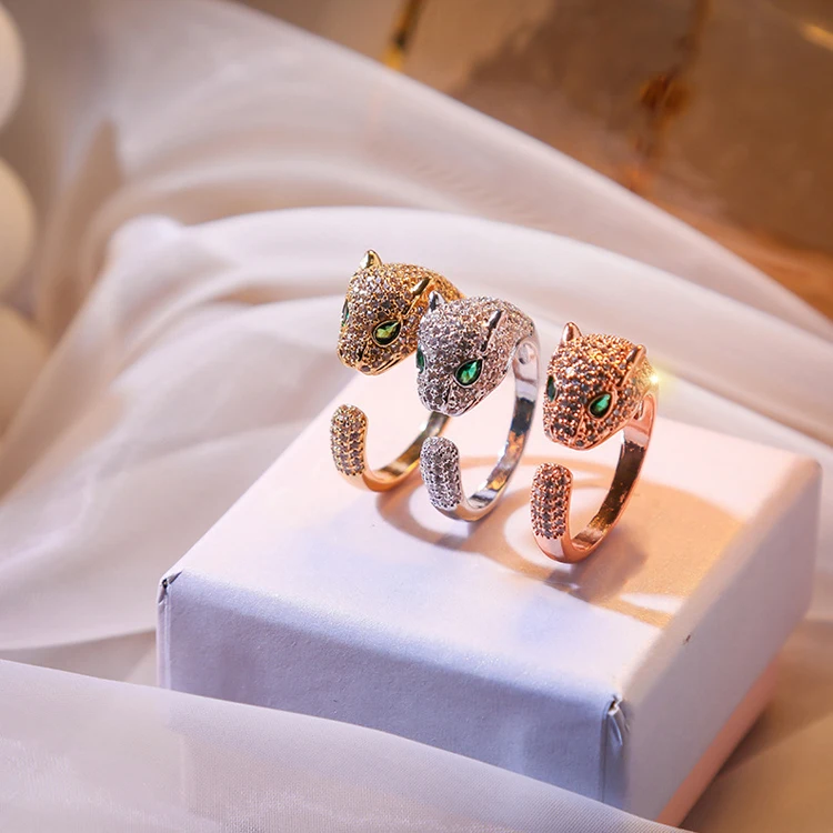 

Ins Open Finger Iced Out Cubic Zirconia CZ Adjustable Gold Ring Animal Leopard Head Ring, Picture