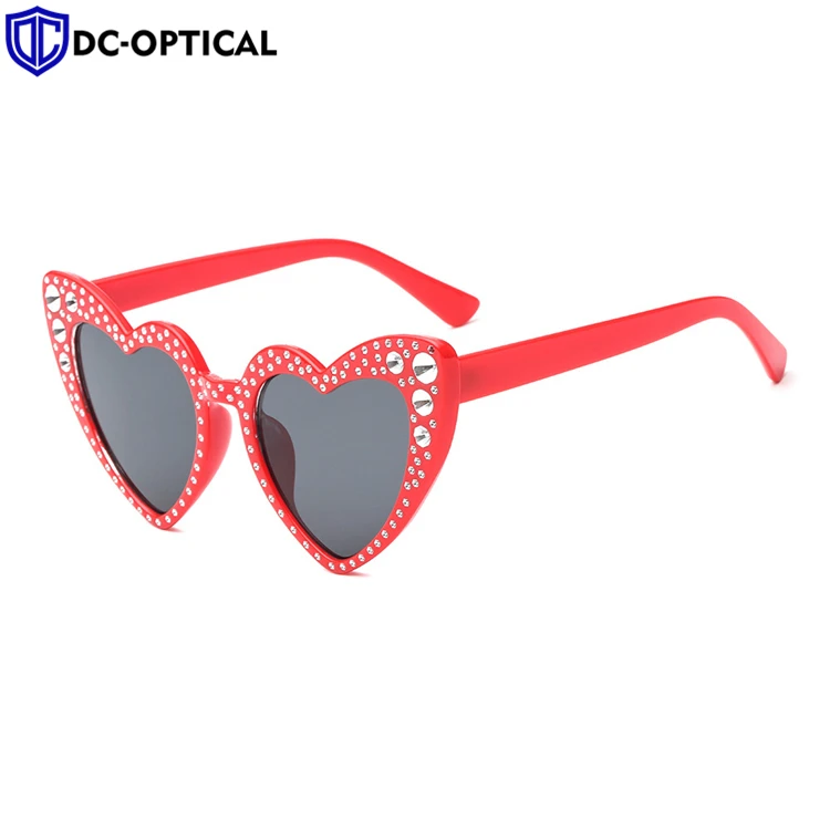 

2021 New love Diamonds sunglasses wholesale fashion peach heart sunglasses with big diamonds