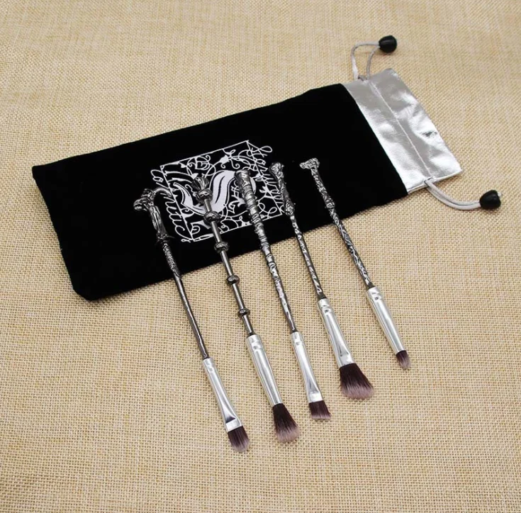 

Silver colour Harry potter Magic wand cosmetic makeup brush set, As pics