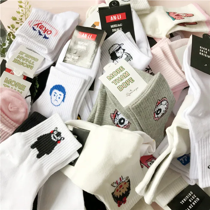 

QY Fluffy Coral Velvet Velvet Thick Warm Winter Socks Women New Year Gift Garter Box Cute Animal Design Deer Christmas Stocking, Shown