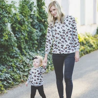 

Wholesale Family Matching Christmas Mommy and Me Outfits Pullover Sweatshirt Mother Daughter Women Leopard Kitted Sweater