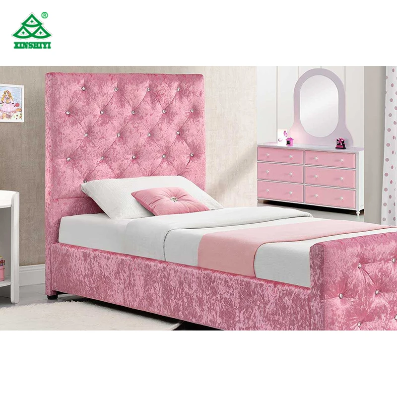 beaumont_pink_close_up_web.jpg