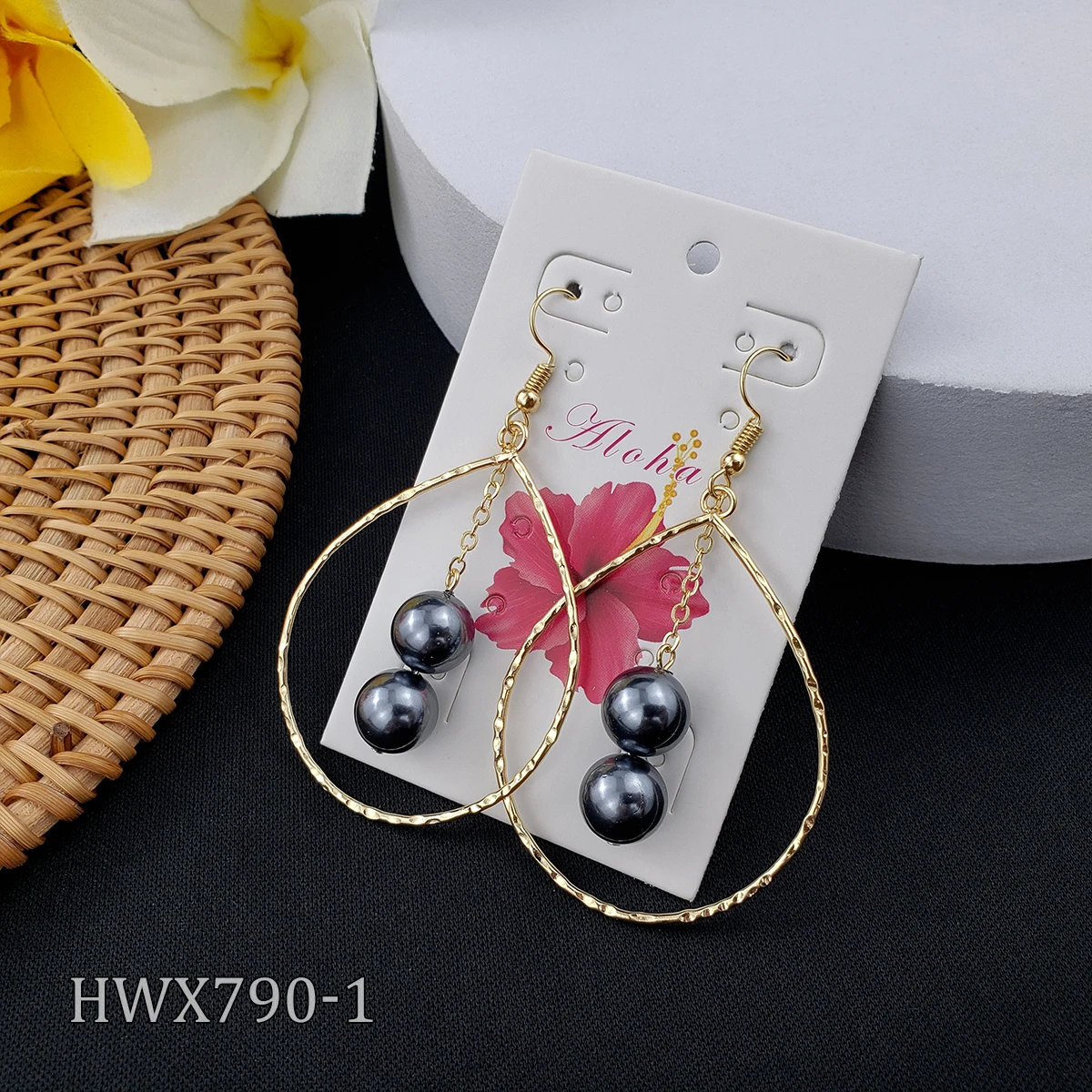 

Hot selling black shiny pearl earrings jewelry hawaiian gold plated plumeria flower earring for girls, Customized color