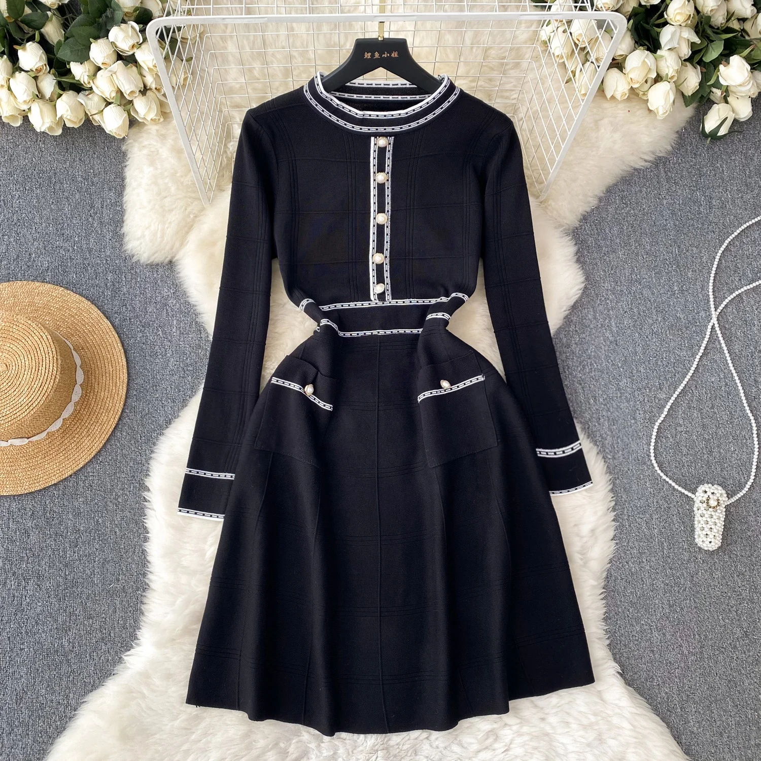 

Autumn Winter Long Sleeve Waist Design Sense Of Small Of The Girl Dress Knitted Dress Woman
