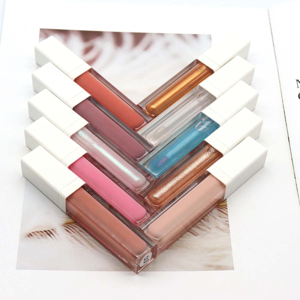 

Wholesale Beauty Treats Shiny Glossy Lip Gloss Base 8 Hours Without Fading