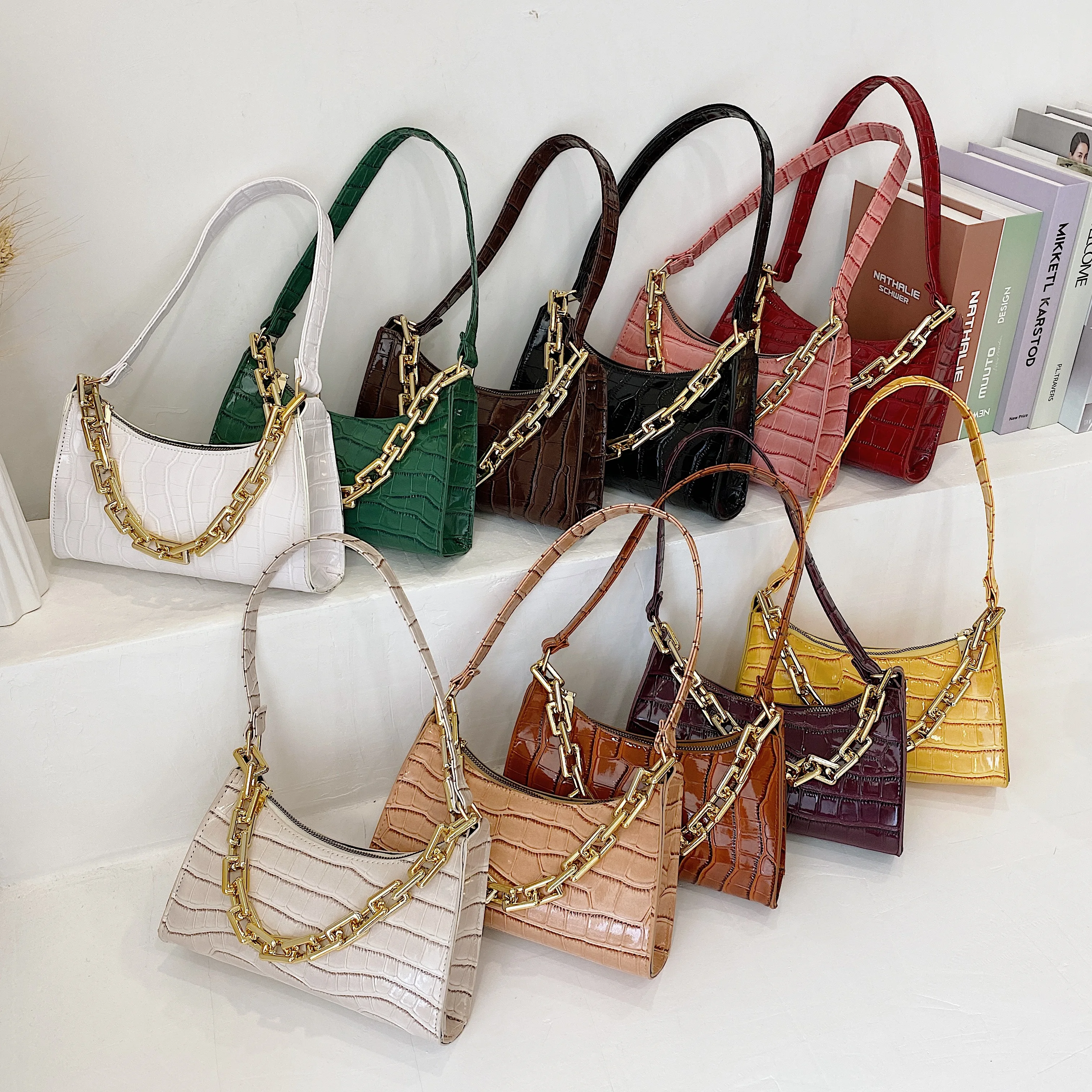 

2021 Factory Wholesale Young Lady Crocodile Underarm Bags Women Messenger Purses Handbags for Girls