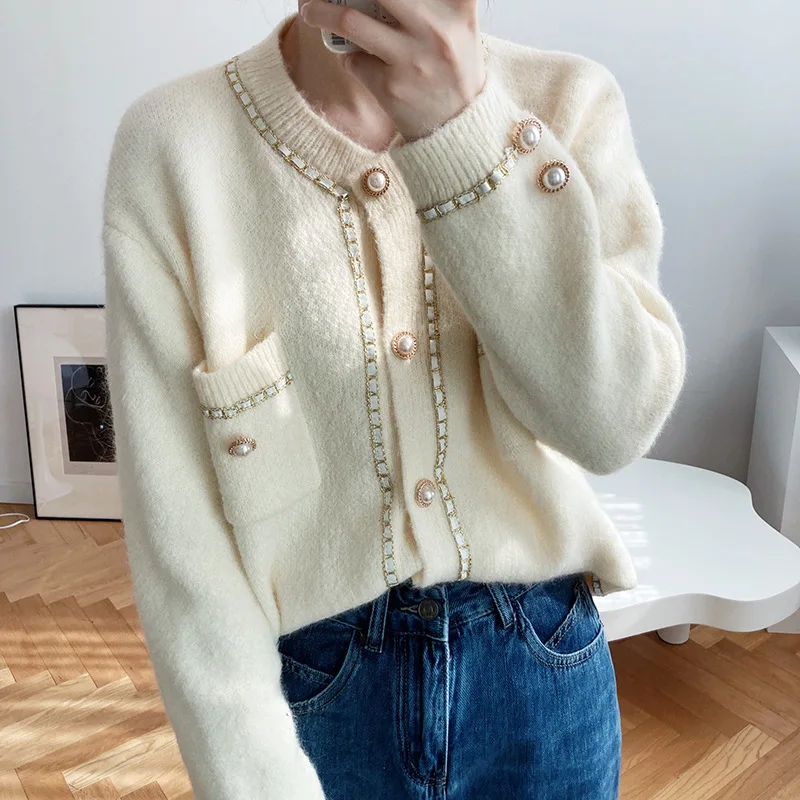 

2020 Hot Selling winter knitted contrast color Retro button cardigan women ladies sweater cardigan
