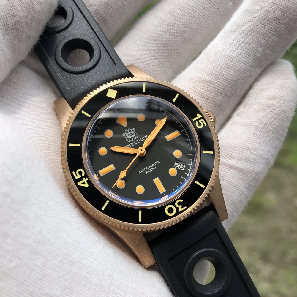 

Bronze Dive Watch! SD1952S STEELDIVE Logo NH35 Automatic 300m Waterproof Bronze Diver Dive Watch