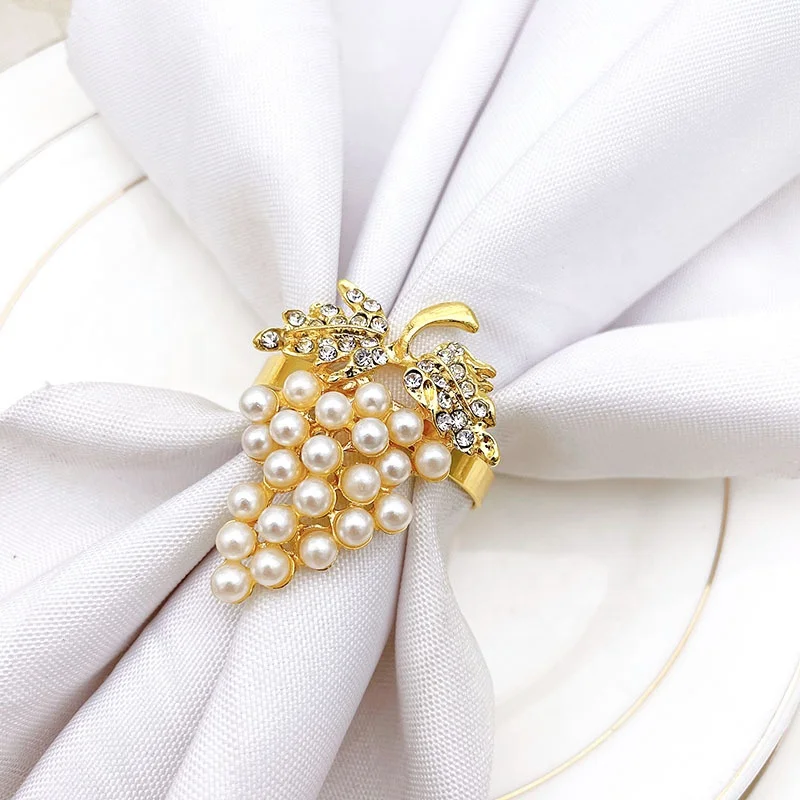 

Newest Gold Grape Napkin Rings Metal Rhinestone Pearl Napkin Ring Holder Flower Napkin Rings Weddings HWP02