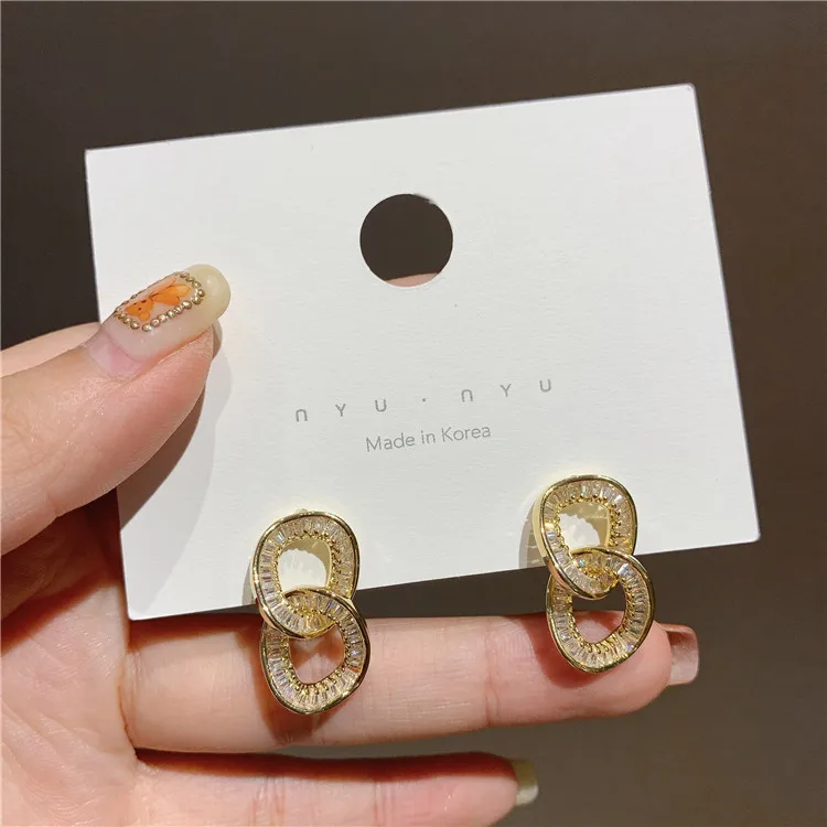 

Luxury Gold Small Hoop Earring Geometric Chain Earrings Jewelry