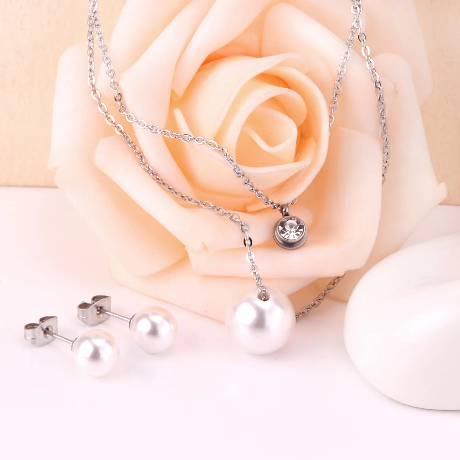 
Fashion Stainless Steel Wholesale Prices Crystal Gold Filled alphabet Charm Necklace Earrings Jewelry Sets with Rhinestone 