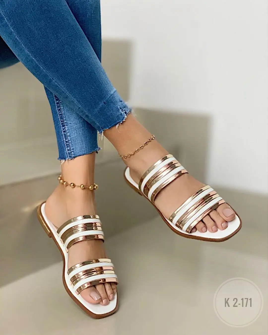 

Women's slippers summer 2021 flat bottomed square head women's shoes 40-43 casual open toe outdoor slippers drop shipping, White, black, gold