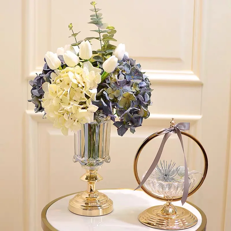 

Luxury European party decoration unique glass gold vases with metal stand for wedding centerpieces, 1 color