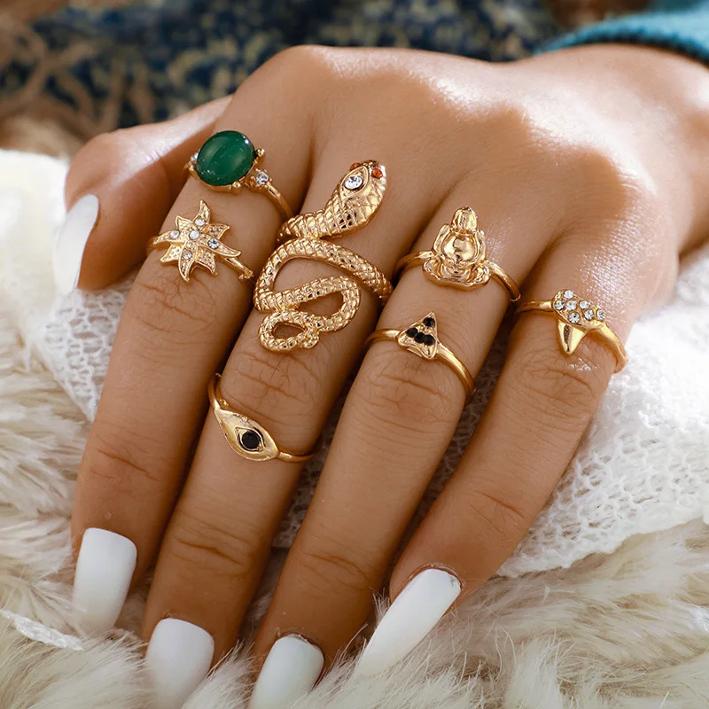

Bohemian Gold Color Snake Buddha Crystal Flower Rings Set for Women Green Rhinestone Carved Knuckle Ring, As picture show