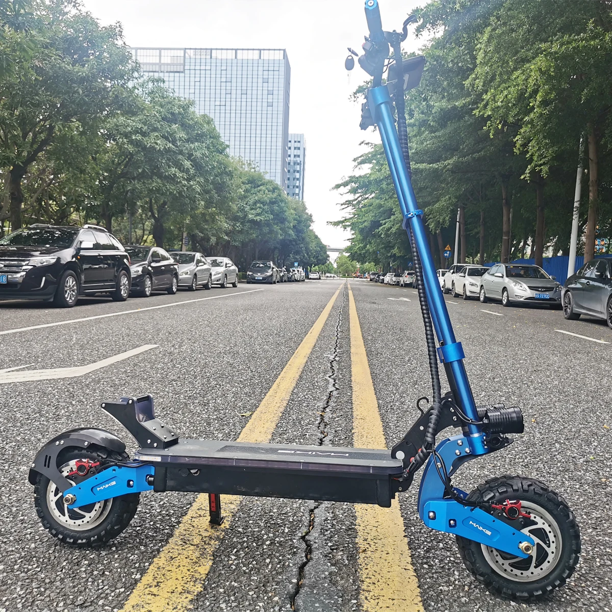 

China Good Price maike kk10s pro off road scooter 11 inch two wheel 5600w dual hub electric kick scooters