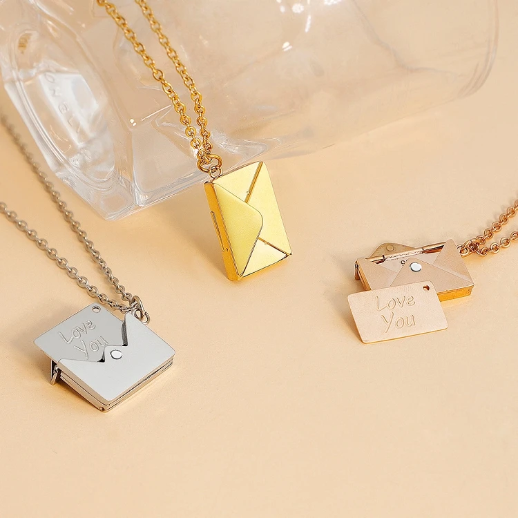 

G458 Stainless Steel Romantic Locket Necklaces Love You Engraved Letter Pendant Envelope Necklace