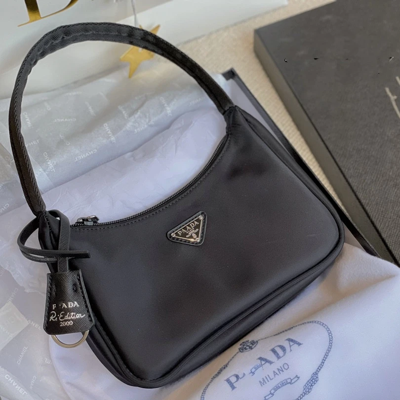 

MAI Woman Clutch Bags Fashion Handbags of Pra Hobo Nylon Handbag No box