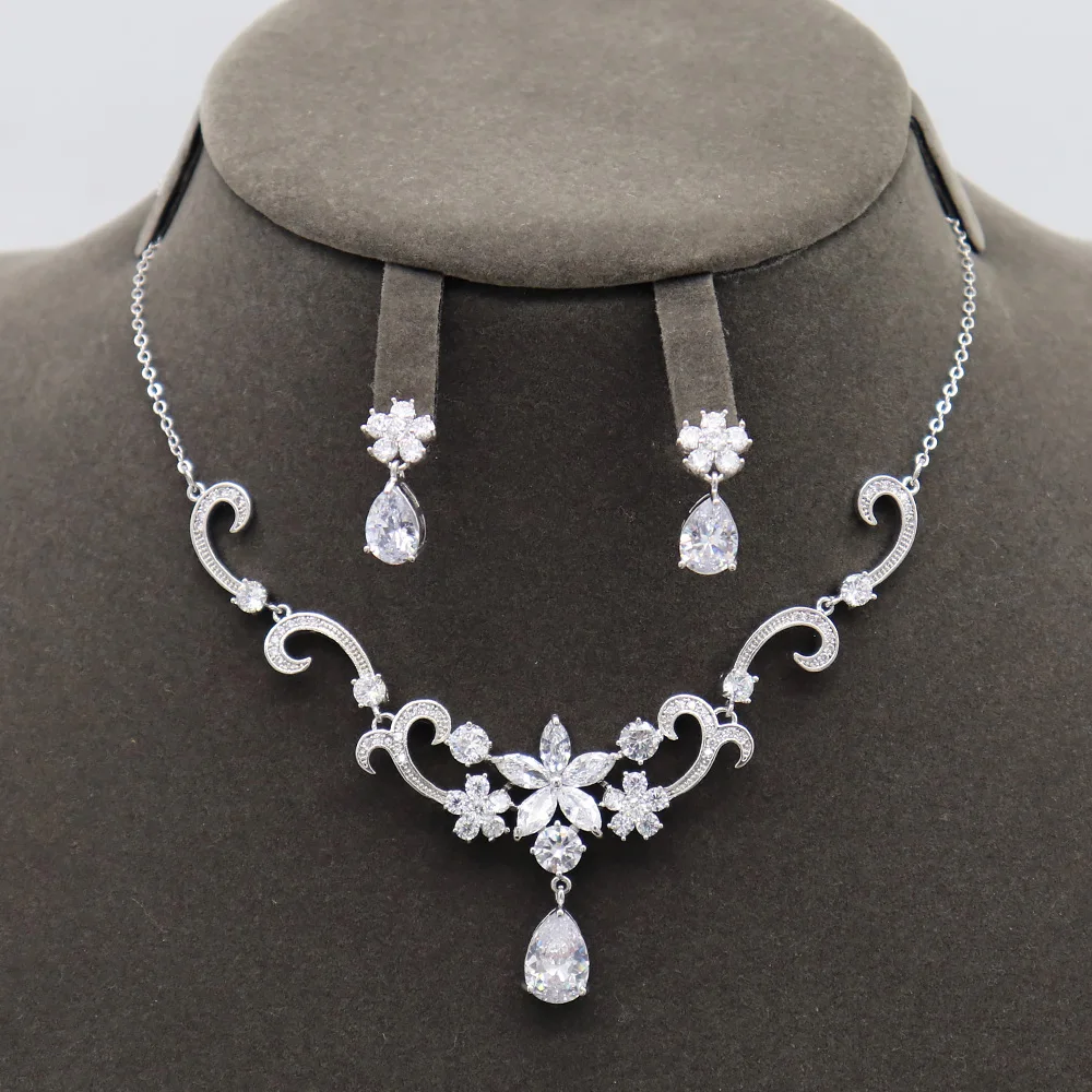 批发银水晶石婚礼项链套装首饰时尚珍珠新娘项链套装派对