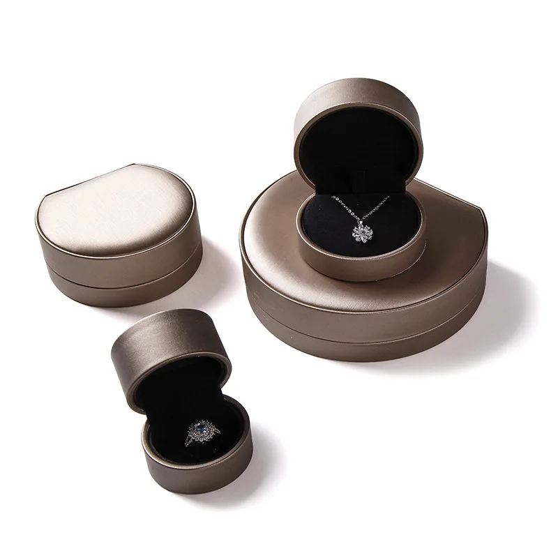 

High-Grade Brushed PU Jewelry Set Box Gold Ring Box Necklace Box Wholesale Custom