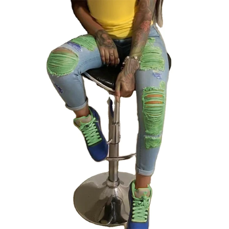 

The New Street Trendy Little Feet Pants Light-Colored Ripped WomenS Jeans