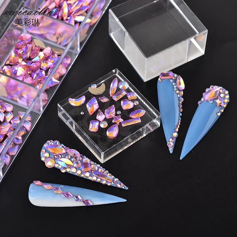 

2021 Hot Selling Products Light Pink Nail Rhinestone Boxes, 1 colors