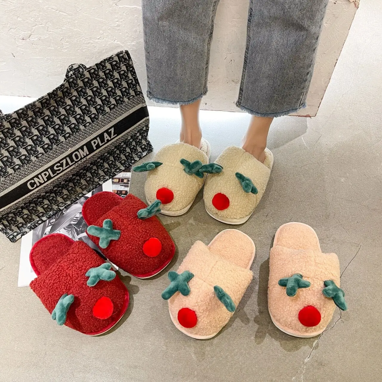 

Fashion Women Fur Slider Slippers Winter Christmas cute ladies fluffy house slippers, Pink,black,gary,orange,blue