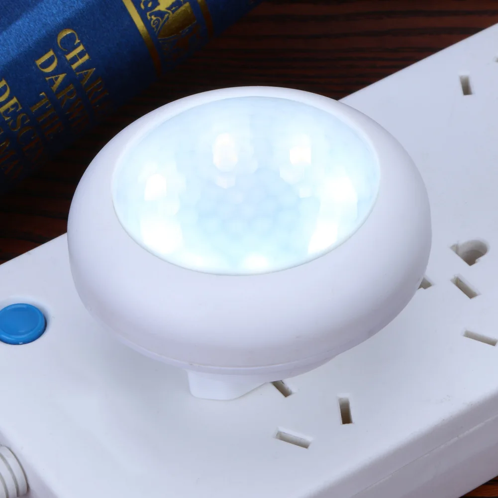 220v 0.5w plug switch PIR Sensor Round Shape LED Nightlight
