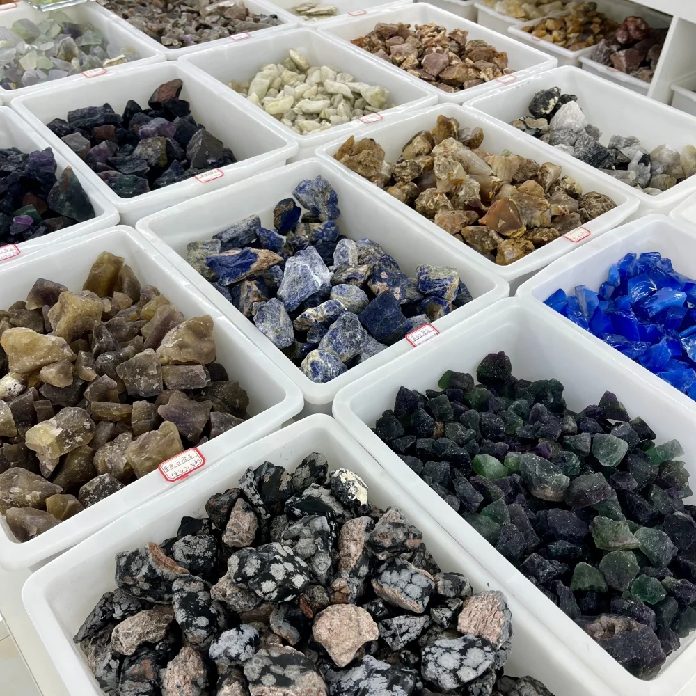 Kindfull Wholesale Cheap Price Healing Natural Spiritual Mixed Gemstone Crystal Raw Stone for Home Decor