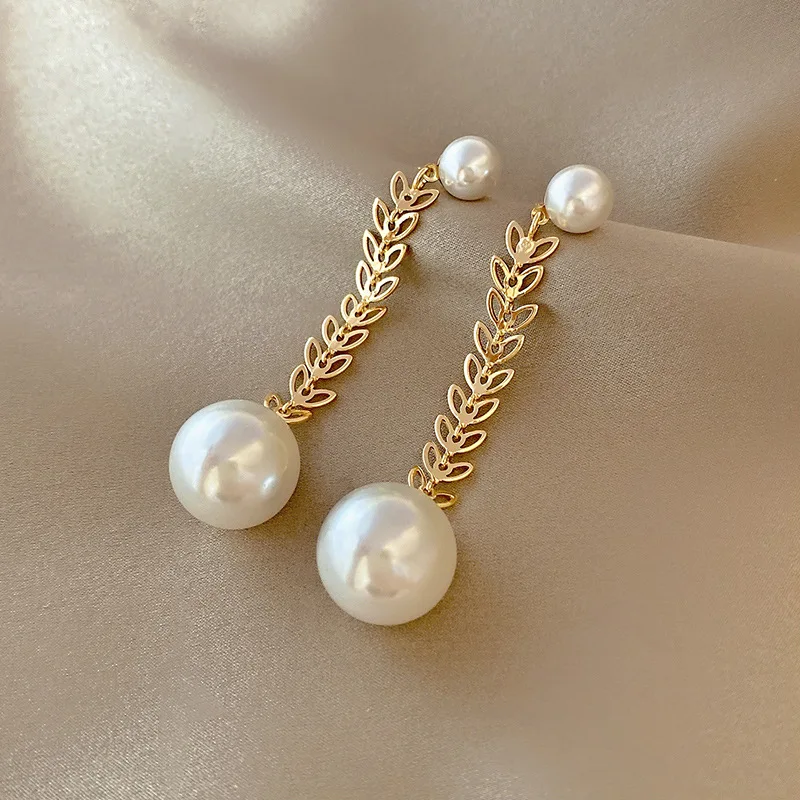 

18k Gold Plating Long Multiple Leaf Shape Earrings Imitations Round Pearl Dangle Earrings